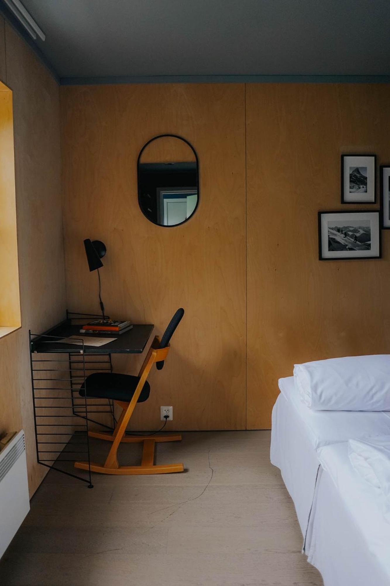 Hotel Aak Åndalsnes Екстериор снимка