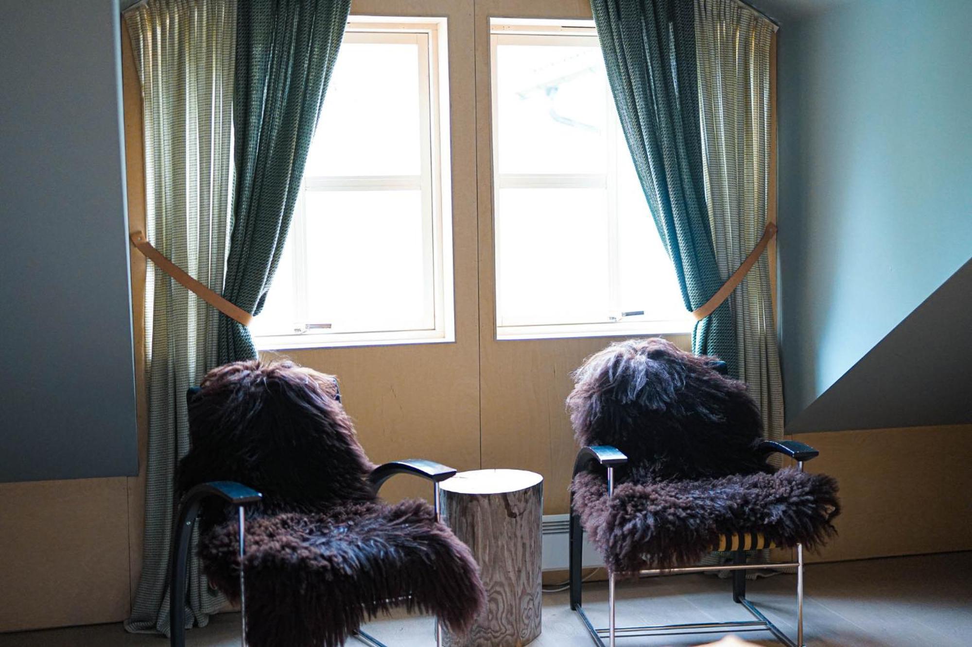 Hotel Aak Åndalsnes Екстериор снимка
