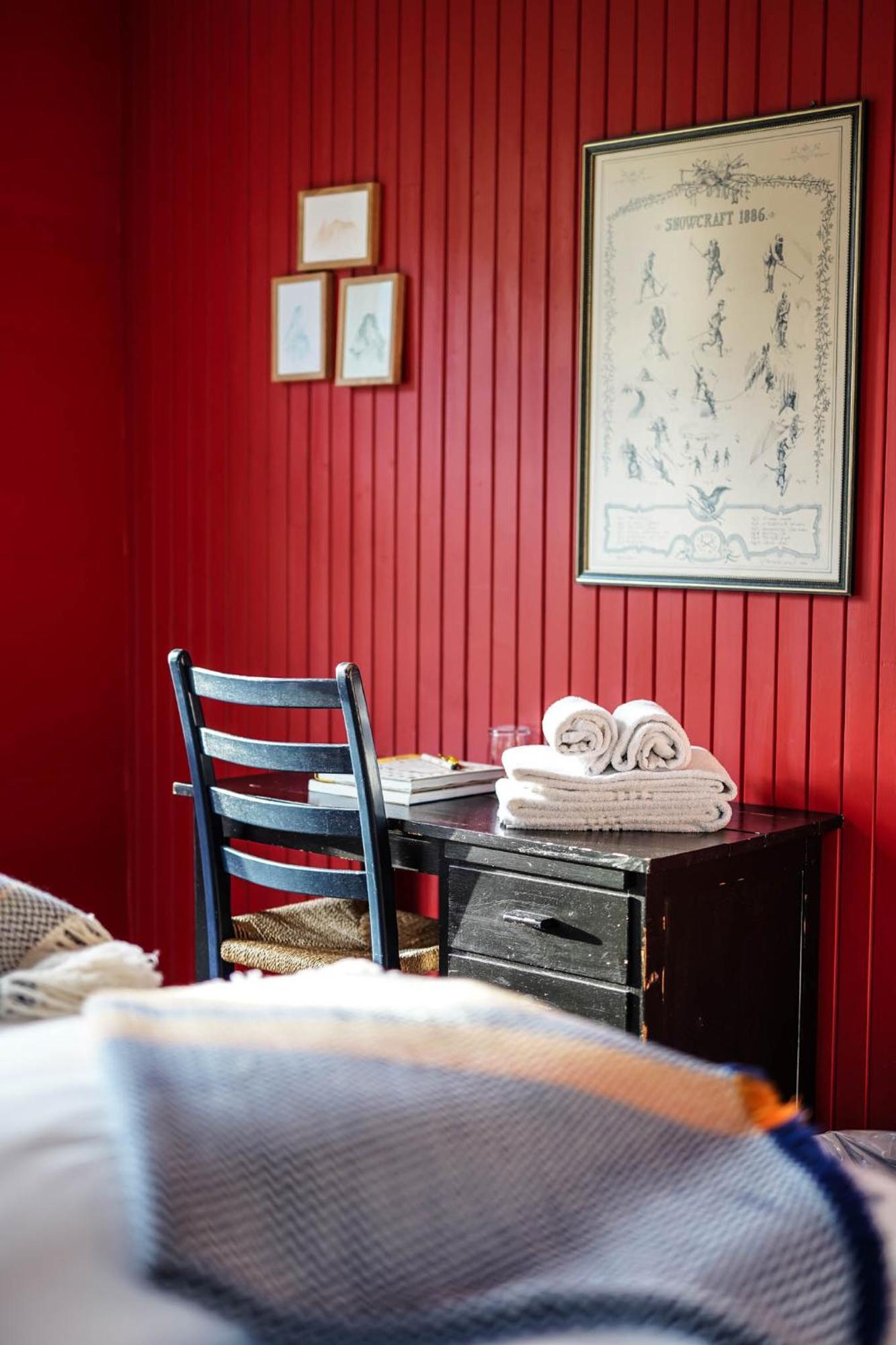 Hotel Aak Åndalsnes Екстериор снимка