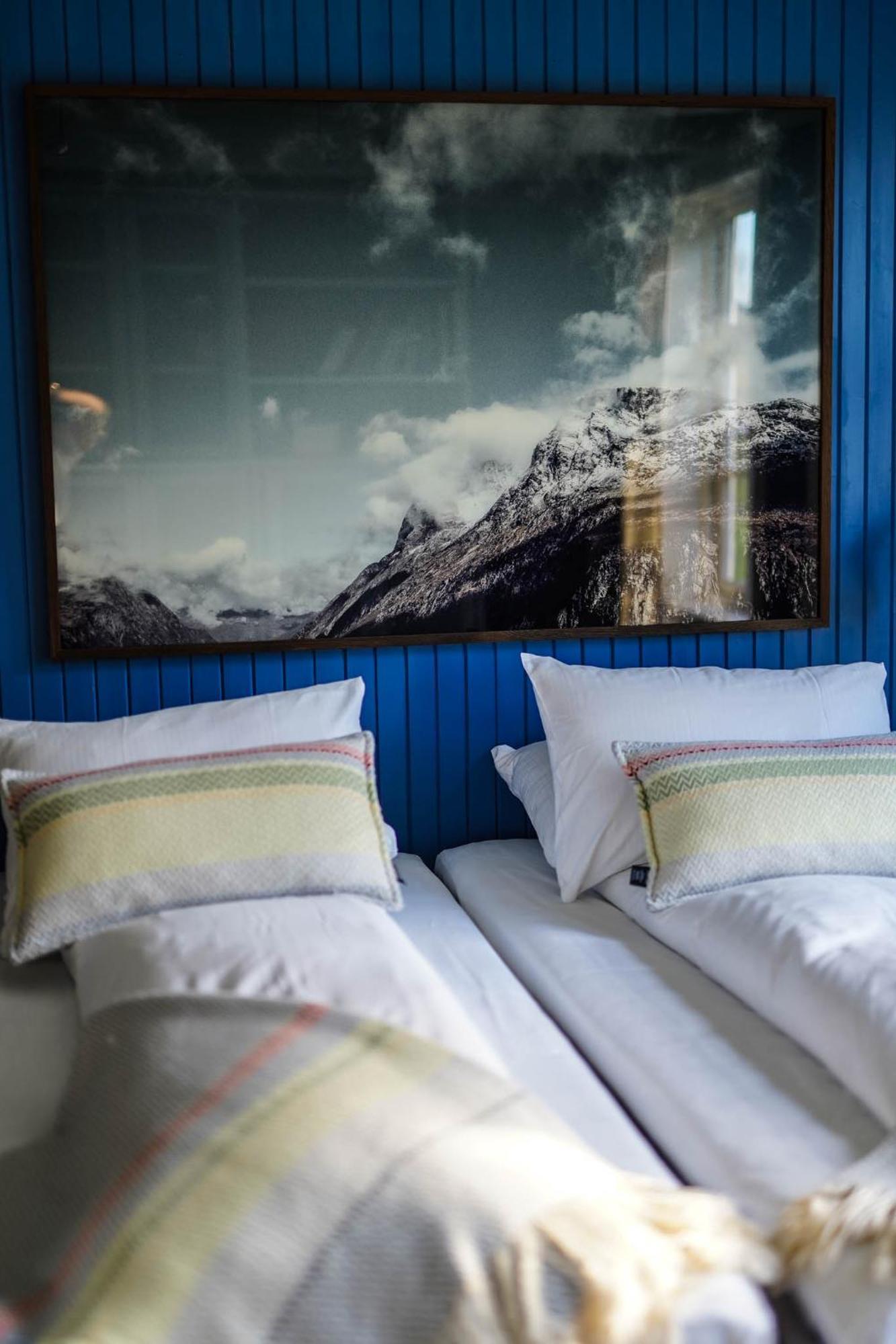 Hotel Aak Åndalsnes Екстериор снимка